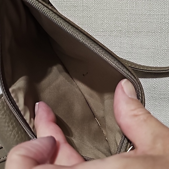 Relic by Fossil Wallet with Crossbody Strap - Picture 8 of 10